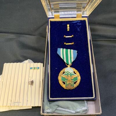Medal lot