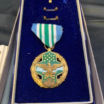 Medal lot