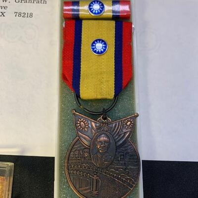 RARE MEDAL LOT