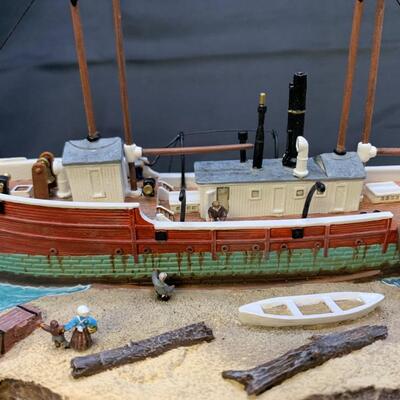 LIGHTSHIP CASED MODEL