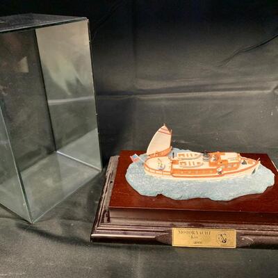 MOTOR YACHT MODEL