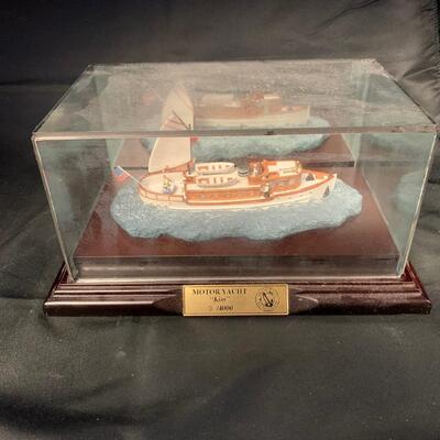 MOTOR YACHT MODEL