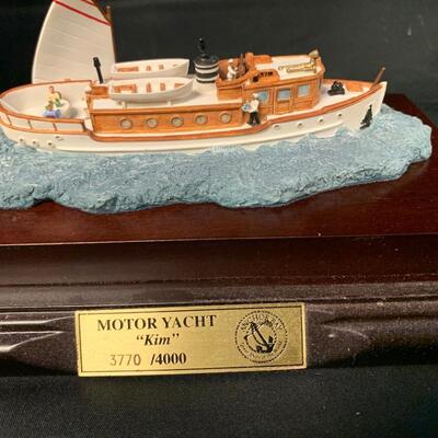 MOTOR YACHT MODEL