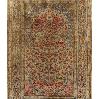 Fine quality,  Turkish Hand-Knotted Vintage Silk Rugs, 3' X 5'                         
on Perfect Conditions 
Retail Price=...