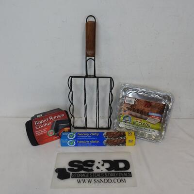 4 pc Kitchen/Cooking: Rapid Ramen Cooker, Hot Dog Cooker, Foil, Foil Pans - New