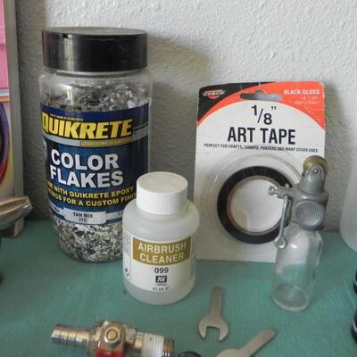 VERY LARGE VARIETY AND QUANITY OF AIR BRUSHES AND ACCESSORIES
