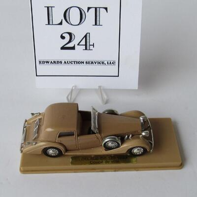 Vintage Solido France Coupe de ville Car on Platform