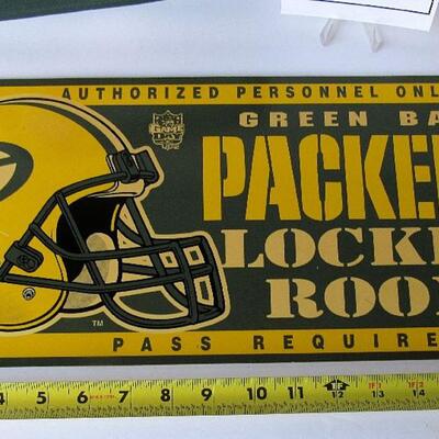 Green Bay Packers Locker Room Wall Hanger Sign and Rebirth of a Legend Flier