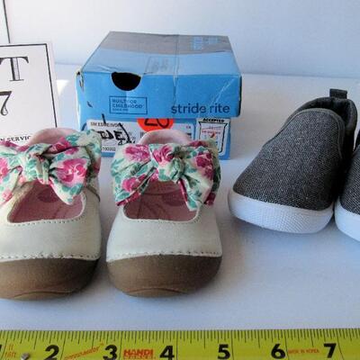 2 Pair Childs Vintage Shoes, Unused Stride Rite Size 4W & Capelli NY Girls Size 8