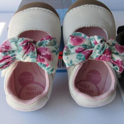 2 Pair Childs Vintage Shoes, Unused Stride Rite Size 4W & Capelli NY Girls Size 8