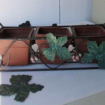 Planter Set in Wire Holder