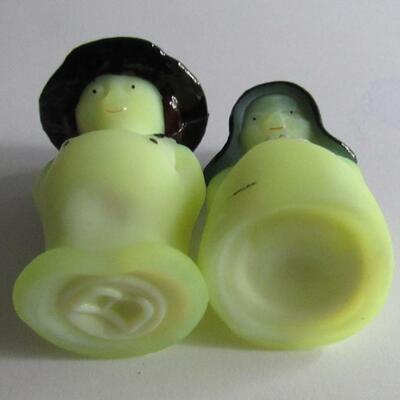 Hard to Find Boyd Miniature Eli and Sarah Hand Painted Figurines