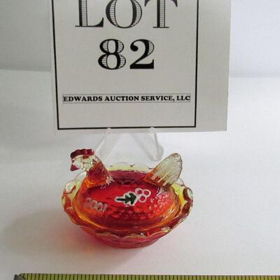 Hard to Find Dated 2001 Hand Painted Boyd Hen on Nest Salt