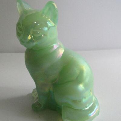 Fenton Jade Green Carnival Cat Figurine