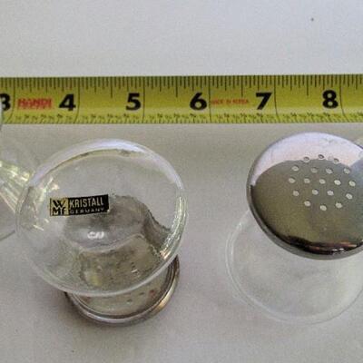 4 Matching Little Salt and Pepper Shakers