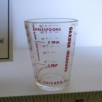 Old Scientific Products Small Garden Measure Glass
