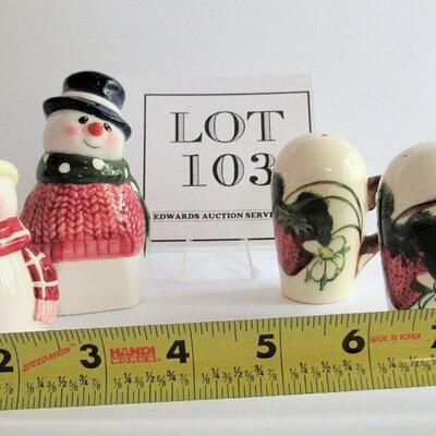 2 Sets of Salt and Pepper Shakers
