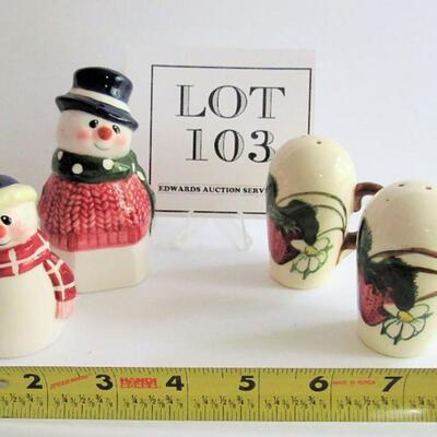 2 Sets of Salt and Pepper Shakers
