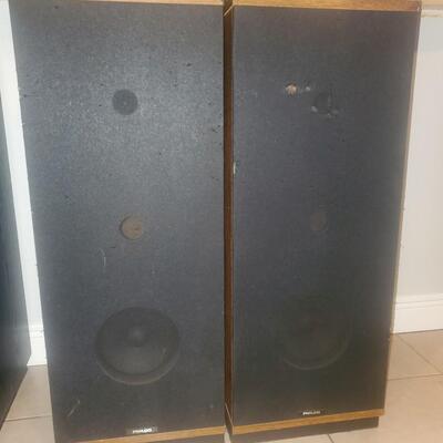 Philco Speaker Set - Works