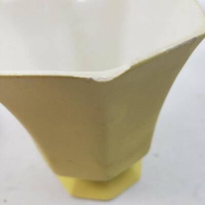 Independence Ironstone 1776 Yellow Bouquet Dinnerware Set of 4
