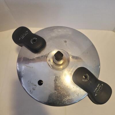 8qt Pressure Cooker