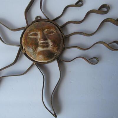 Large Metal Sun/Wind Outdoor Plaque
