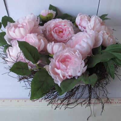 Very Pretty Large Peony Wreath
