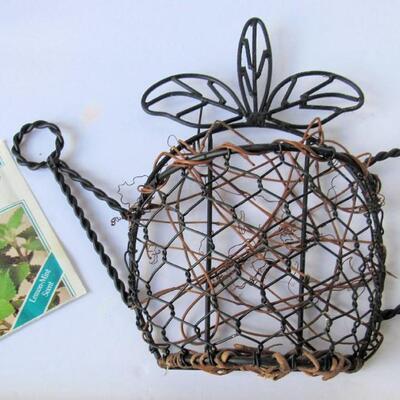 Decorative Wire Wall Pocket and Catnip Seeds