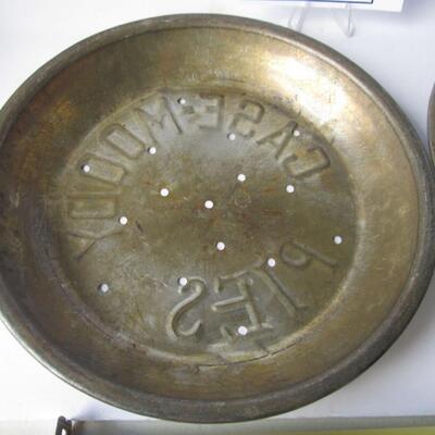 2 Vintage Pie Tins: Case Moody Pies and Pies by Fasano