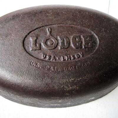 2 Small Cast Iron Individual Bakers, Lodge, USA, Pat