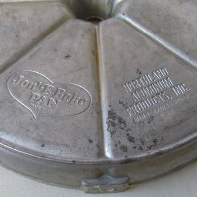 Jon'E Baker Divided Pan, No Handle