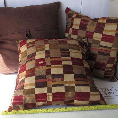 3 Pretty Decorative Pillows