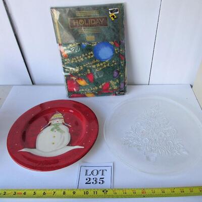 Christmas Serving Decor, Unused Tablecloth, Large Platters