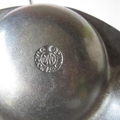 Cute Snowman Theme Metal Serving Dish, Wilton