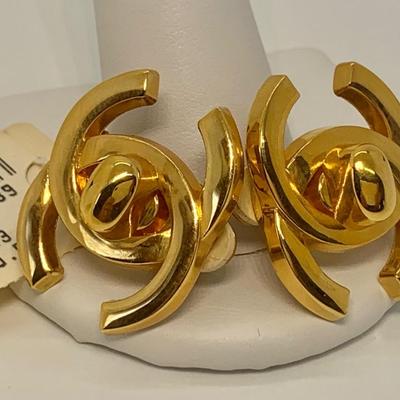 LOT 1: Chanel Made in France Clip On Earrings Gold Tone 1 â€œ Wide