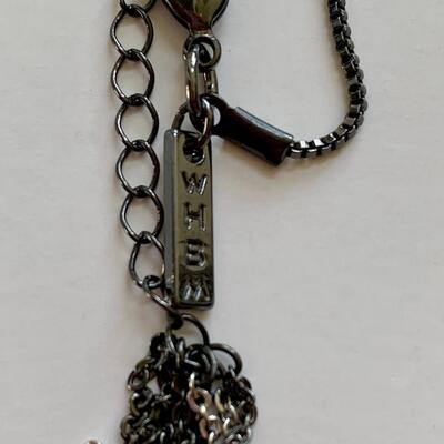 Lot 105R: Fashion Beaded Necklaces