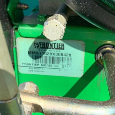 Lot 526R: Frontier ST1028 Snow Blower