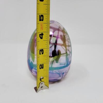 FENTON PEARLY ROSE WITH DEEP AMETHYST HEARTS AND VINES EGG-MADE BY FENTON FOR MCMILLEN & HUSBAND