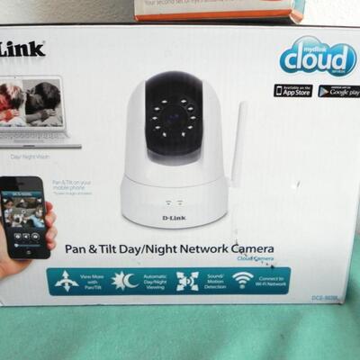 D-LINK DAY & NIGHT NETWORK CAMERAS