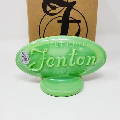 2009 FENTON CHAMELEON GREEN OVAL LOGO - GIFT SHOP ONLY ITEM