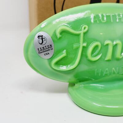 2009 FENTON CHAMELEON GREEN OVAL LOGO - GIFT SHOP ONLY ITEM