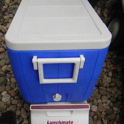 COLEMAN CHEST COOLER AND LUNCHMATE PLUS