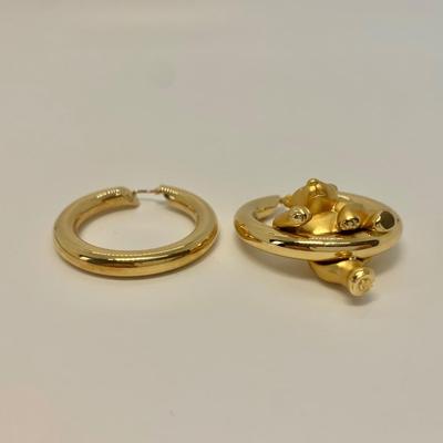 LOT 3: 750 18k Big Bold Teddy Bear Hoop Pierced Earrings  1  2/8â€ wide