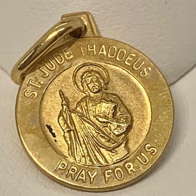 LOT 6: 14k 1.3g Small Milor Italy St. Jude Pendant
