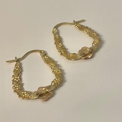 LOT 15: 14k, 2.25g Michael Anthony Two Tone Pierced Earrings Yellow Gold w/Rose Gold Flower