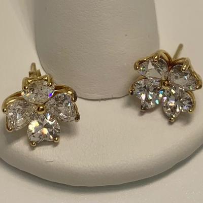 LOT 24: 925 Gold Vermeil Sterling Silver Cubic Zirconia Flower Design Pierced Earrings