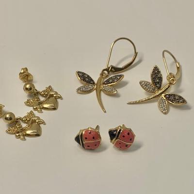 LOT 26:  4g tw  3 Pair Pierced Earrings - Dragonfly w/Diamond Chips, Ladybug & Cherub