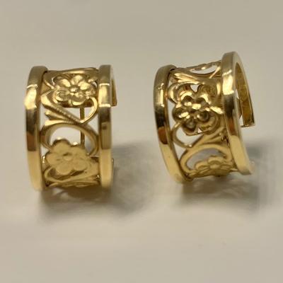 LOT 27: 2.37g 14k Israel 1/2â€ Wide Hoop Pierced Earrings