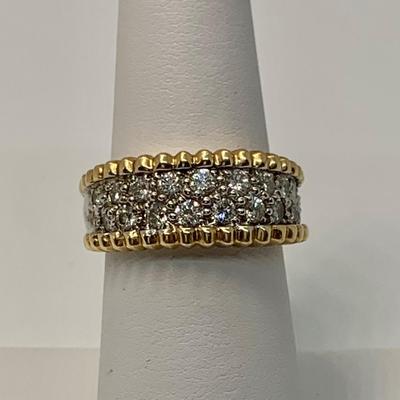 LOT 34: 14k 8.25g Diamond Two-Tone Yellow & White Gold Ring - Size 7