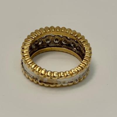 LOT 34: 14k 8.25g Diamond Two-Tone Yellow & White Gold Ring - Size 7
